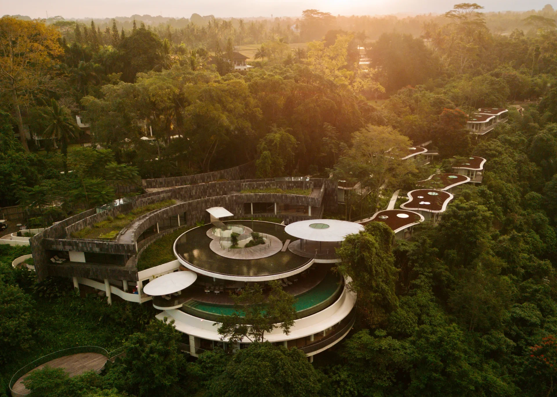 Bumi Kinar Ubud: Dialog Arsitektur dengan Alam